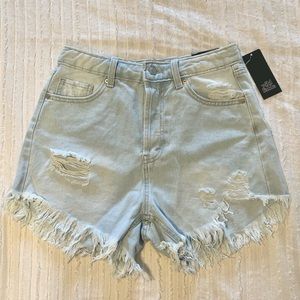High waisted light ripped jean shorts new